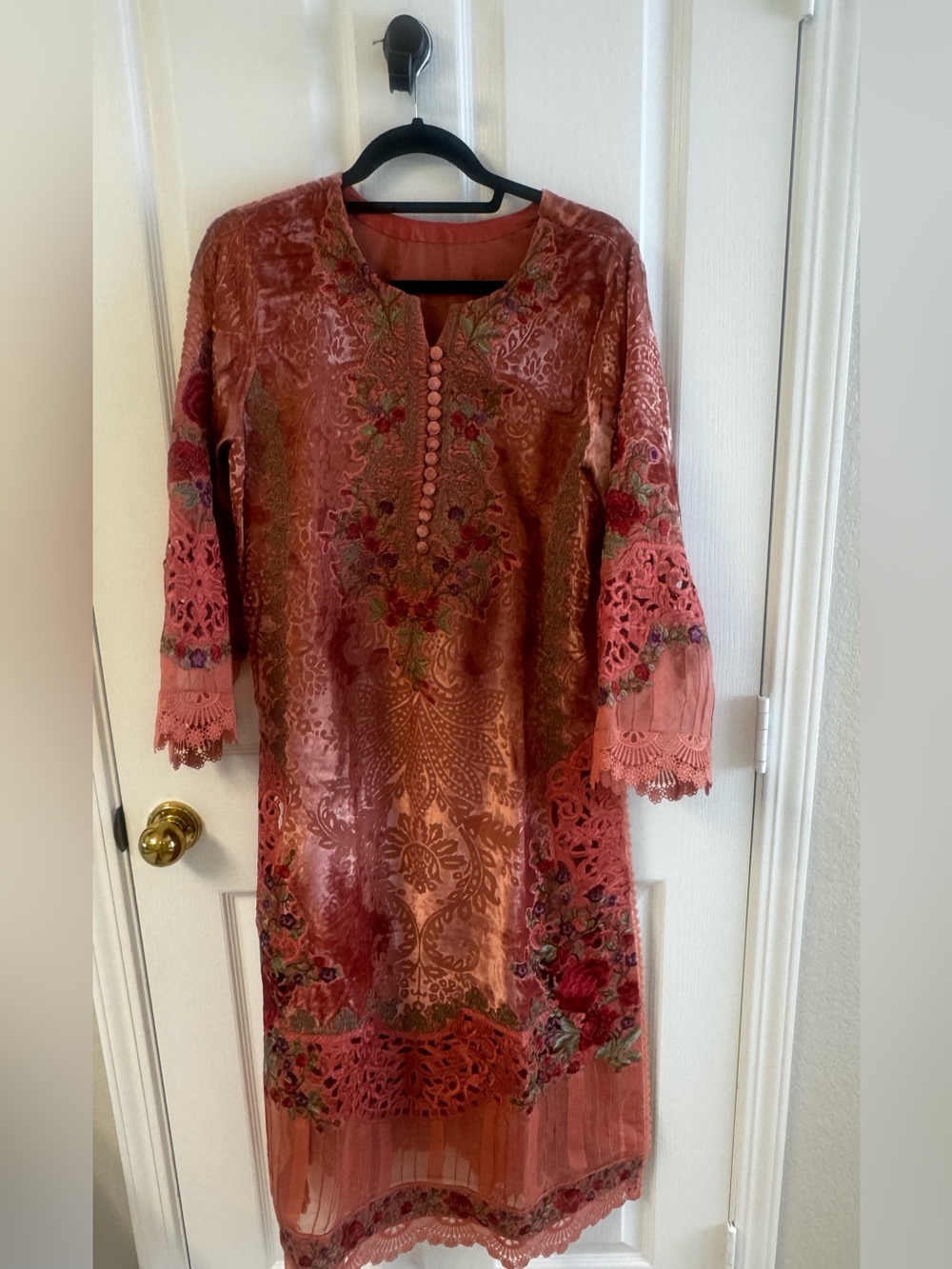 Maria B Rose pink embroided velvet 3 pc suit with velvet shawl.